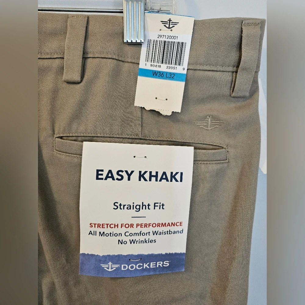 Dockers Men's Easy Khaki‎ Straight Fit Pants Beige Size 36x32 NWT